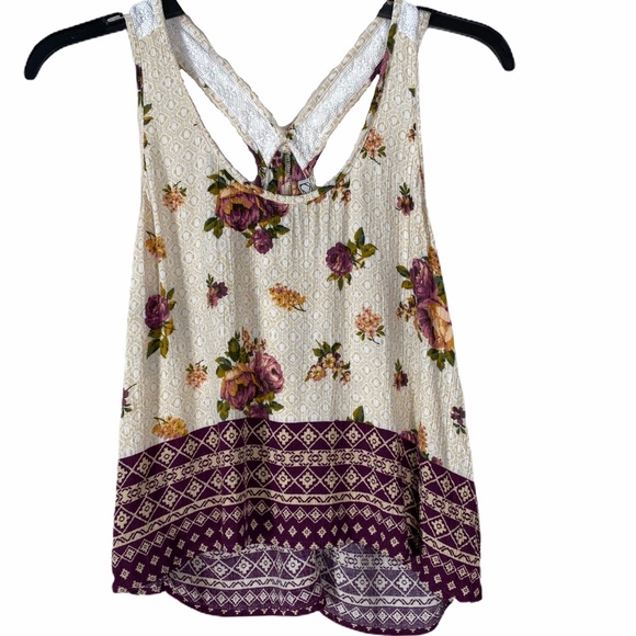 Chloe K Tops - Chloe K Boho Inspired Floral Tank Size M
